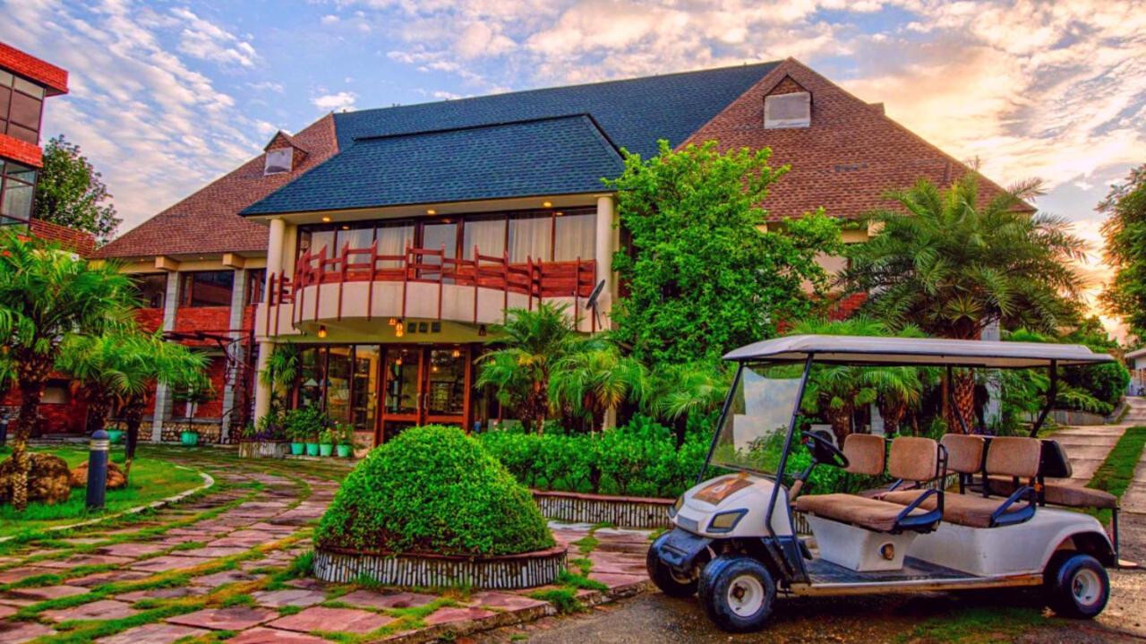 Pyramid Home Divine - A Wellness Resort Dehradun Exterior foto